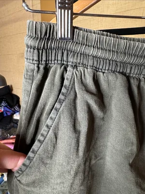 Aerie Olive Green Woven Pull-On Dolphin Shorts Size Small thumbnail 6