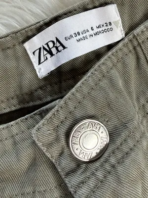Zara Green Wide Leg Cargo Utility Jeans thumbnail 4
