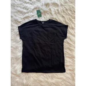 Halara Round Neck Pocket Hem Relax Casual T-Shirt Black Size Small thumbnail 4