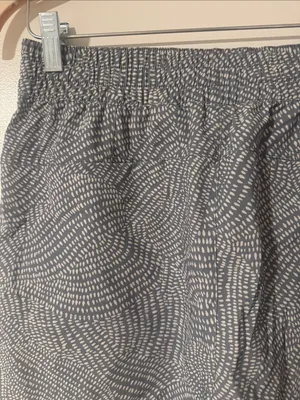 Orvis Women's Gray Patterned Drawstring Shorts thumbnail 7