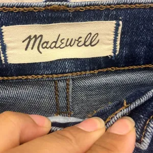 Madewell “stovepipe” dark wash non distressed high rise jeans size 23 #717 thumbnail 8