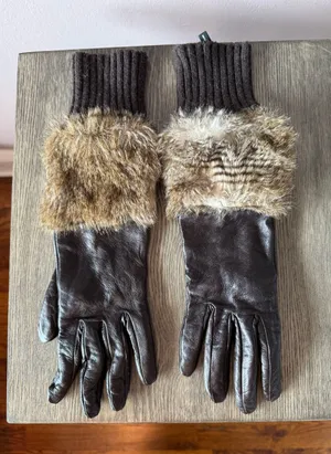 Club Monaco Women’s Chocolate Brown Leather Wool Cashmere Gloves Size Small thumbnail 1
