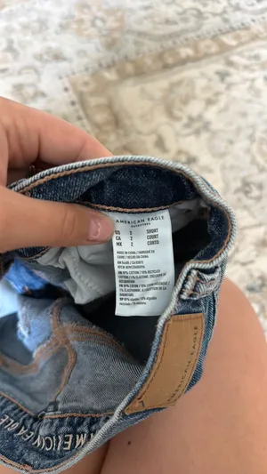 American Eagle Super High-Rise Straight Jeans thumbnail 3
