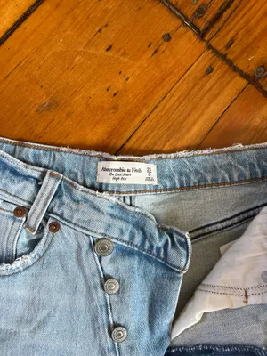 Abercrombie The Dad High Rise Jean Shorts thumbnail 6