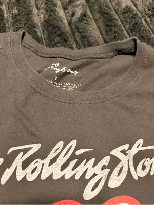 the Rolling Stones Black Tee with Red Lips and Leopard Tongue thumbnail 3