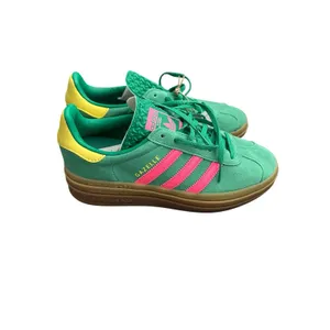Adidas Women's Gazelle Bold Shoes in Court Green/Lucid Pink/Pure Sulfur,Size 7.5 thumbnail 3