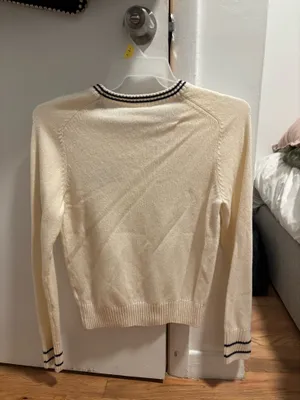 Brandy Melville New York Sweater thumbnail 3