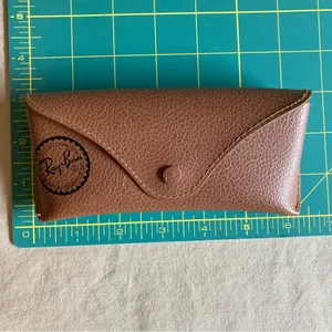 Ray-Ban Brown Soft Leather Pouch Case for Glasses with Snap Closure thumbnail 2