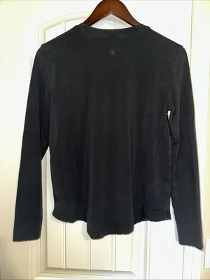 Lululemon Love Long Sleeve Soft Shirt Size 4 thumbnail 5