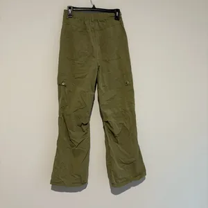 Vestique‎ Cassie Cargo Pants Green size small thumbnail 3
