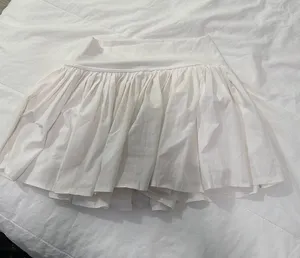White Skirt thumbnail 3