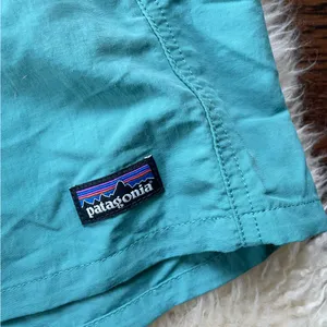 Patagonia Baggies 5” Like New Beryl Green size small 5 inch baggies shorts thumbnail 6