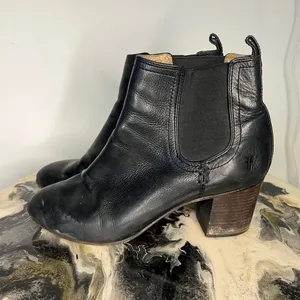 Frye Black Leather Chelsea Ankle Boots Block Heel thumbnail 6