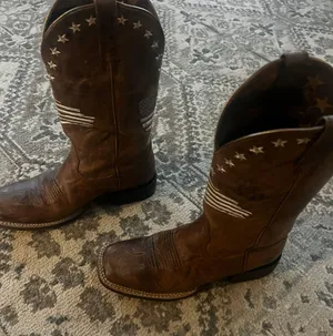Ariat Boots thumbnail 1