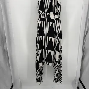 Express Asymmetric Geometric Maxi Dress Sz XS Resort Art Deco Monochrome Hanky thumbnail 8