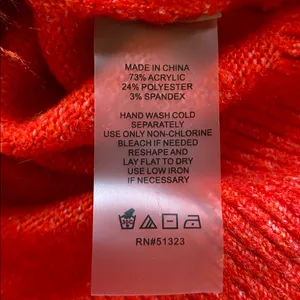 Vince Camuto Sweater EUC thumbnail 5