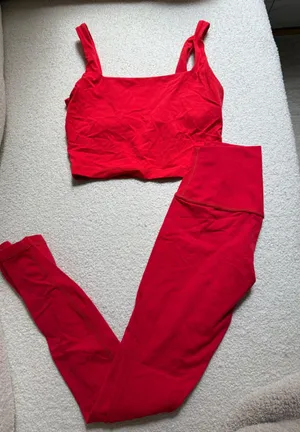 Amazon Workout Set thumbnail 1