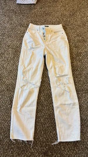 white jeans  thumbnail 2