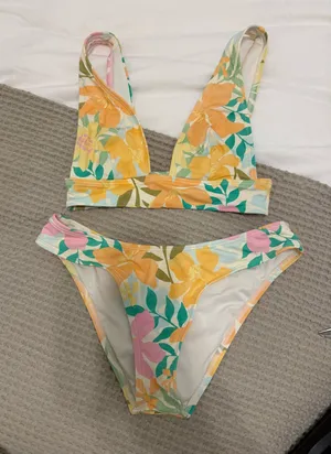 Billabong Bikini thumbnail 1
