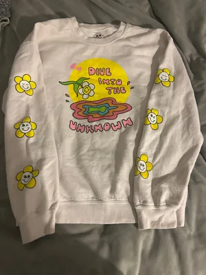 PacSun Crewneck Sweatshirt Graphic thumbnail 1