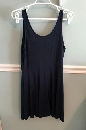Delia's Dress thumbnail 1