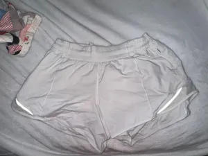Lululemon Hotty Hot Shorts 4” thumbnail 2