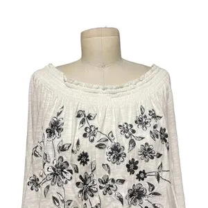 Anthropologie Annie‎ Top Embroidered Off The Shoulder Blouse White Size Large thumbnail 3