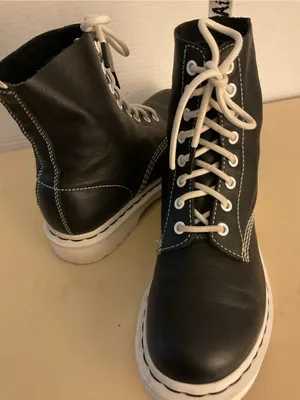 Dr. Martens women black leather 1460 combat Pascal boots US 8 thumbnail 10