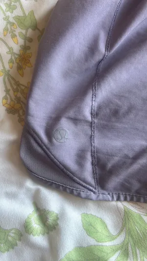 Lululemon Hotty Hot Shorts thumbnail 4