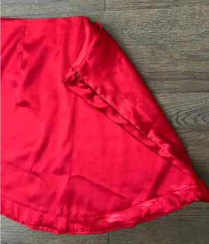 SheIn Red silk miniskirt thumbnail 2
