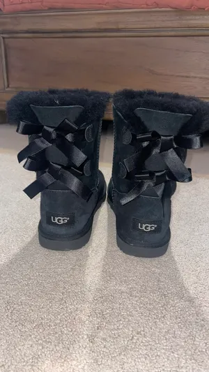 Black Bow UGG Bailey Boots thumbnail 2