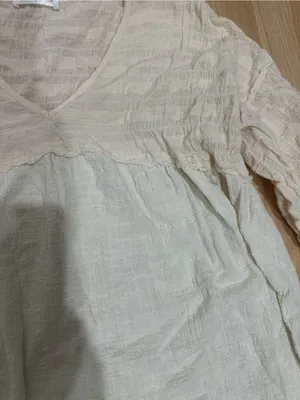 vestique Cream Textured V-Neck Blouse thumbnail 4