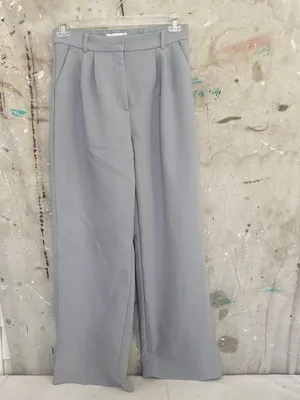 Abercrombie & Fitch Sloane Tailored Wide Leg Pleated Pants in Gray thumbnail 2