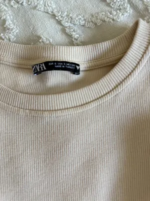 Zara Cream Ruffle Sleeve Tee thumbnail 4