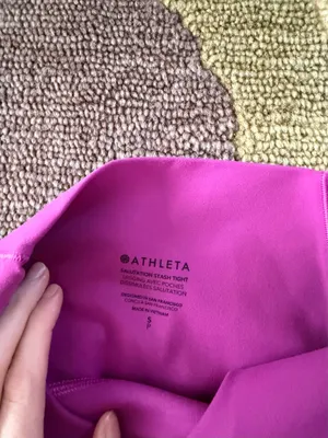 Athleta Salutation Stash Tight Leggings Pockets Magenta Fuchsia Women’s Small thumbnail 4