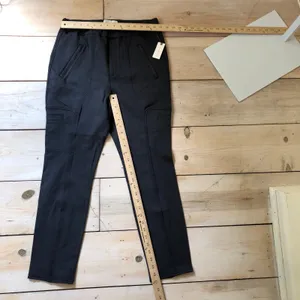 Anthropologie NWT Women's Gray Cropped Pull On Utility Pants Size M thumbnail 7