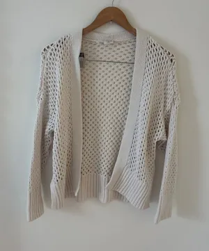 Abercrombie‎ & Fitch Crochet Cardigan Size Small thumbnail 1