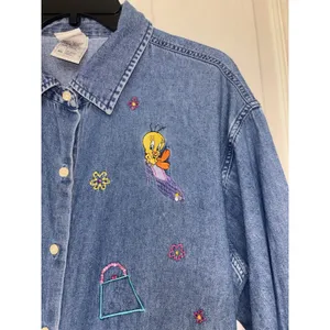 Vintage 2000 Warner Bros Studio Store Tweety Bird Embroidered Denim Shirt XL thumbnail 5