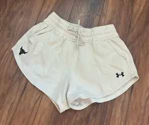 Under Armour x Chicago Bulls Sweat Shorts Beige Size small thumbnail 1