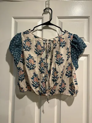 Anthropologie Celandine short-sleeve tie-back crop top sz M floral boho thumbnail 4