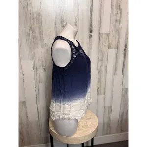 Xhilaration Blue White Ombre Lace Trim Tank Top – Size Medium thumbnail 3