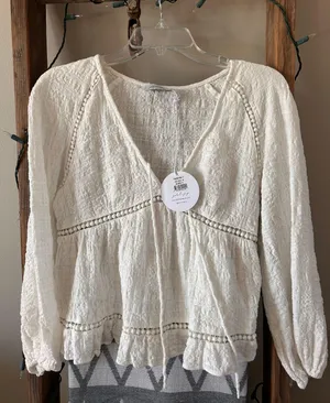 Petal and Pup White blouse - thumbnail 1
