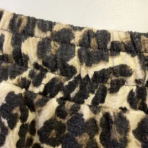 Prómesa Animal Print Lounge Shorts with Elastic Waistband and Pockets- Medium thumbnail 3