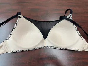 Victoria’s Secret Leopard Print Bra with Mesh No Wire Bra Size 34A thumbnail 3