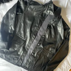 SheIn Black Faux Leather Jacket thumbnail 2