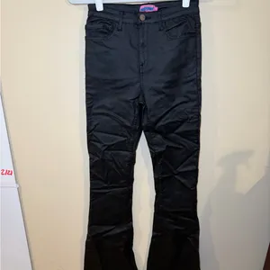 Edikted Black Women Jeans thumbnail 2