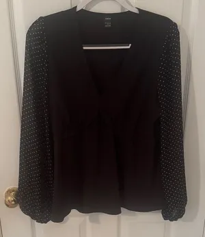 SHEIN Black Blouse with Polka Dot Sleeves thumbnail 1