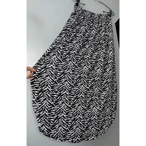 Ninexis Womens Size Medium Zebra Print Knit Maxi Slit Skirt Resortwear Mobwife thumbnail 3