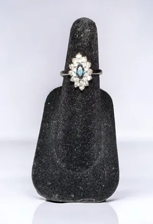 Vintage Silver Tone Blue Stone Ring. Size 5 thumbnail 1