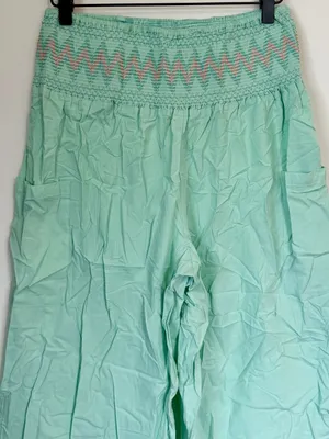NWT Cupshe Chevron Smocked Waist Pants - Size: Small thumbnail 5